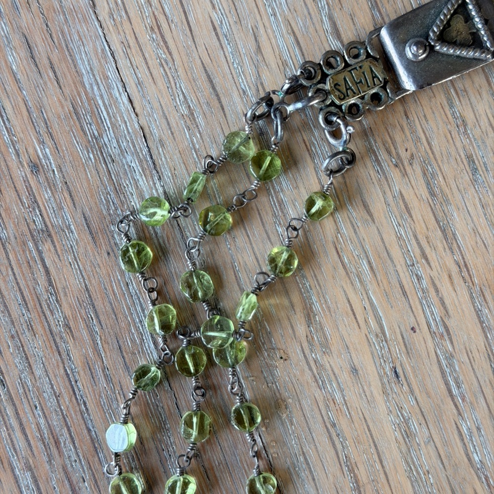 Safia Day green peridot beaded statement necklace - Picture 3 of 3